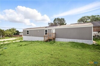 Building Photo - 938 Covered Wagon