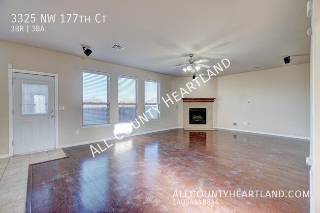 Foto del edificio - 3325 NW 177th St