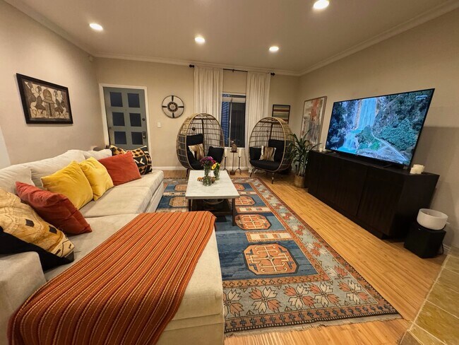 Foto del edificio - 848 Lincoln Blvd