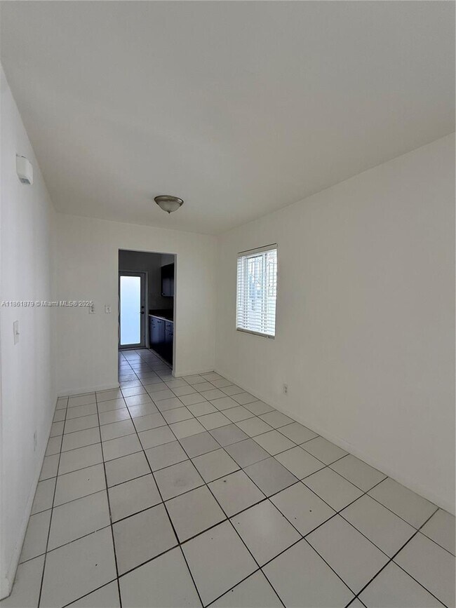 Building Photo - 330 86th St
