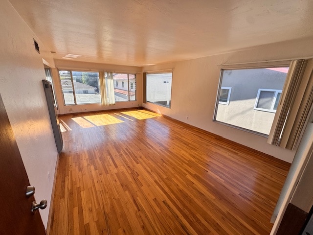 Building Photo - 3728 Ingraham St