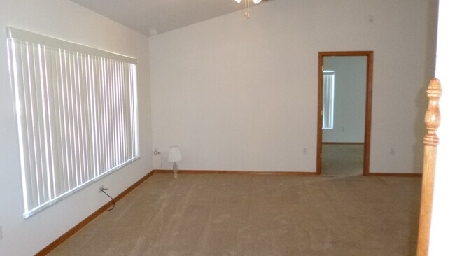 Building Photo - 2206 Deata Ct