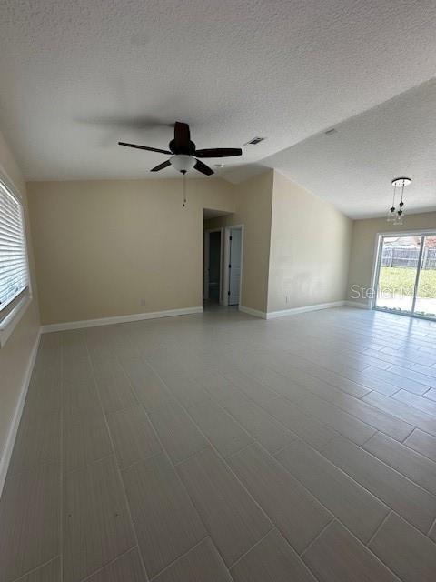 Building Photo - 414 Sandpiper Ridge Dr
