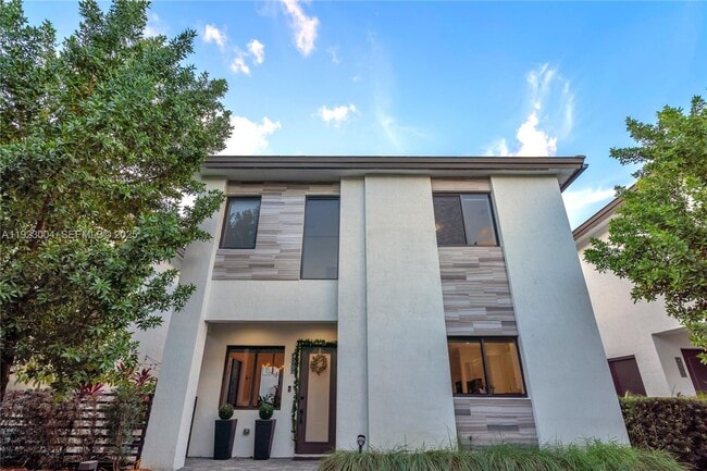 Building Photo - 4363 NW 81st Ave