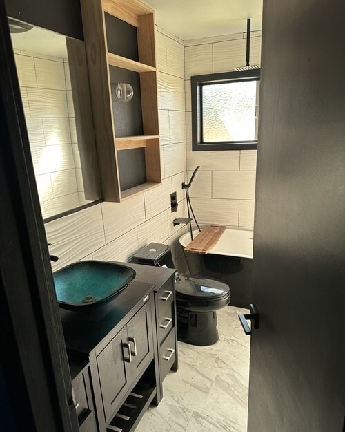 Building Photo - 7428 Acoma Trl