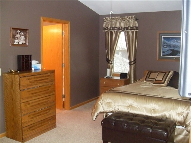 Foto del edificio - 728 Edgemore Dr