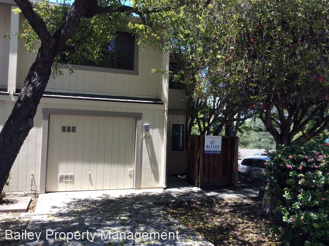 Primary Photo - 3 br, 2.5 bath House - 100 Terry Loop