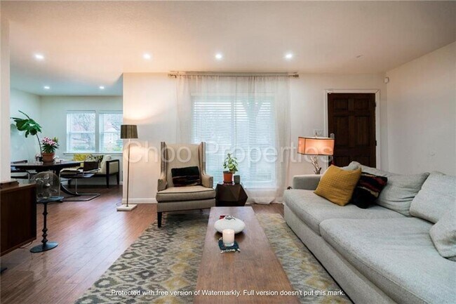 Foto del edificio - 6117 Reicher Dr
