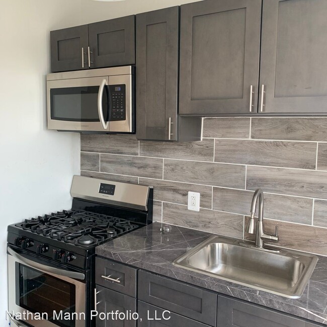 Foto del edificio - 4826 Walnut St