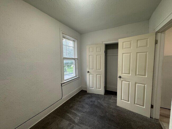 Foto del edificio - 7405 Garden St