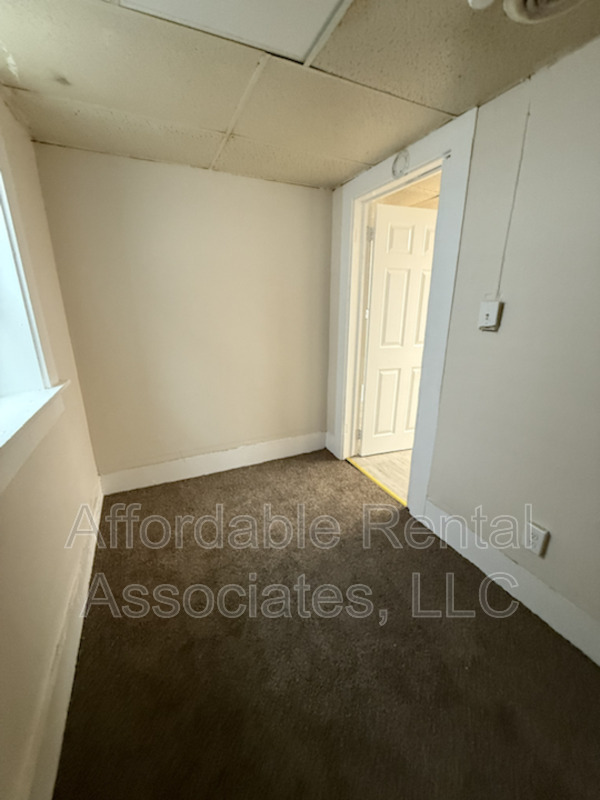 Foto del edificio - 2338 W Becher St