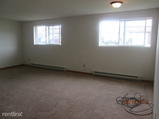 Building Photo - 2627 S 17th St