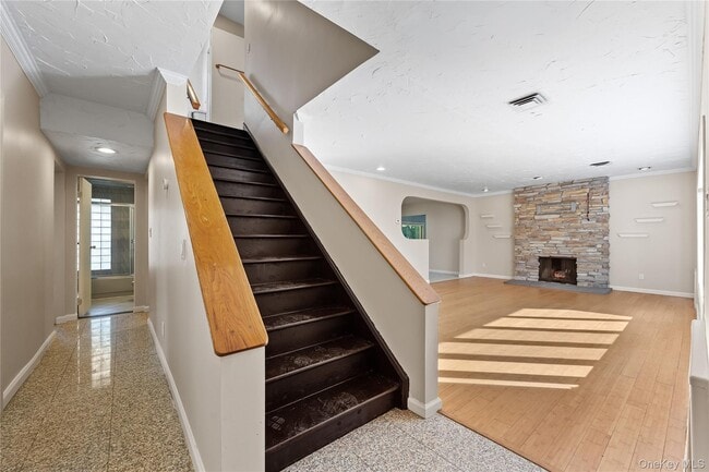 Building Photo - 2 Dale Carnegie Ct