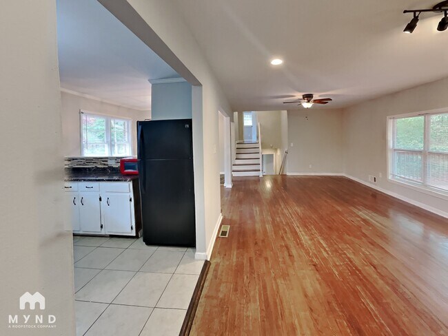 Foto del edificio - 5730 Deerfield Trail