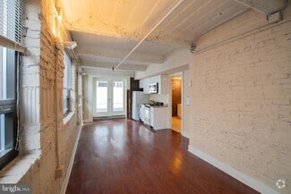 Building Photo - 1501 Locust St