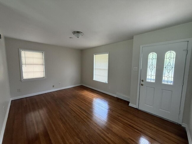 Photo - 1628 Puryear Rd House