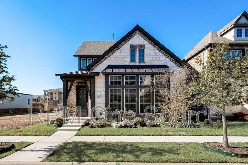 Foto principal - 7112 Royal View Dr