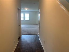 Foto del edificio - 2906 Seacrest Ln