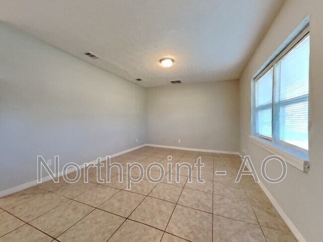 Building Photo - 8341 Barracuda Rd