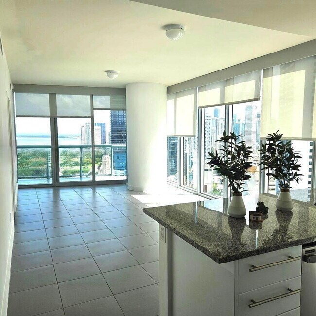 Foto del edificio - 888 Biscayne Blvd