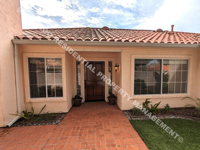 Building Photo - Gorgeous Remodeled Home In Rancho Bernardo...