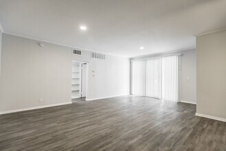 Interior Photo - 1865 N Fuller Apartments