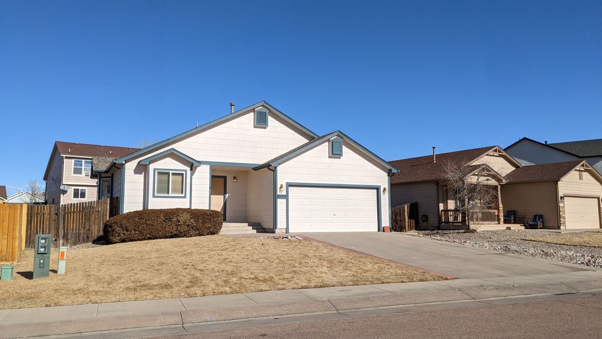 Beautiful 2 Bed 2 Bath in Peyton House Rental in Peyton, CO