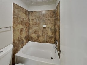 Building Photo - 20211 Cottonglade Ln