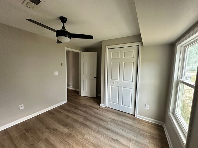 Foto del edificio - 2-Bedroom 1-Bathroom House