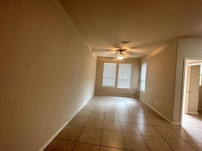 Foto del edificio - 415 S Magnolia St