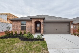 Building Photo - 1427 Central Heights Dr