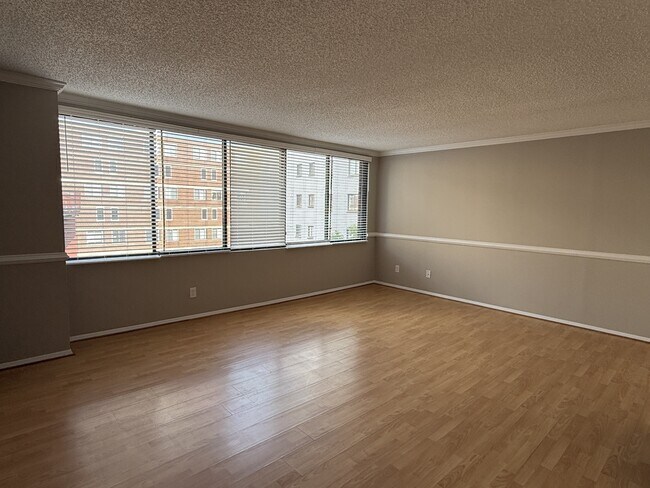 Foto del edificio - 1245 13th St NW