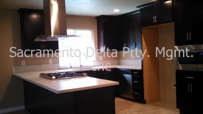 Building Photo - Gorgeous Granite Bay Home in Lakeland Park