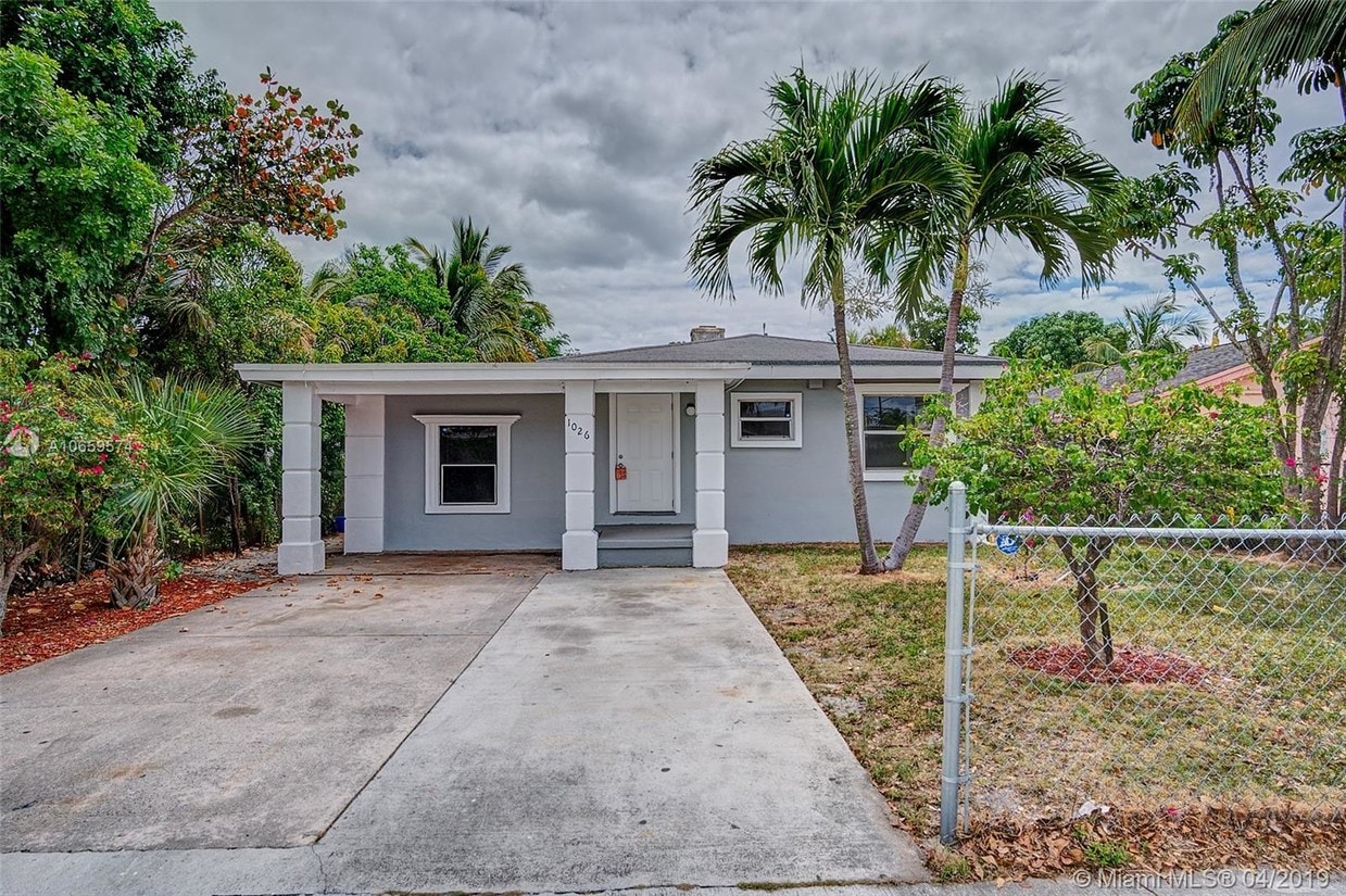 Foto principal - 1026 S B St