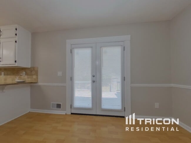 Foto del edificio - 480 Hunters Glen Ct