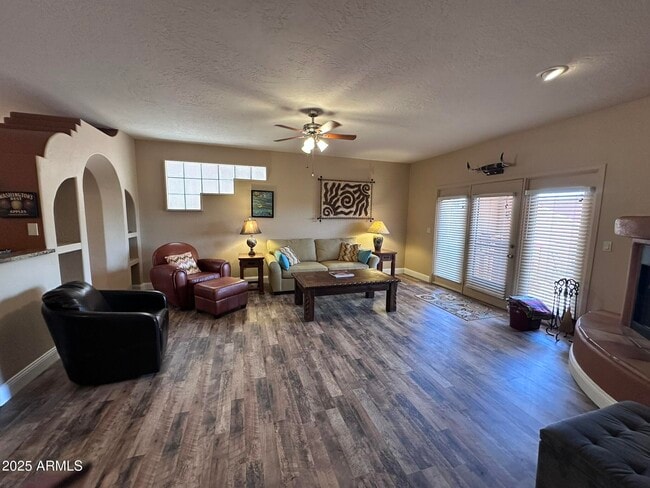 Foto del edificio - 11011 N Zephyr Dr