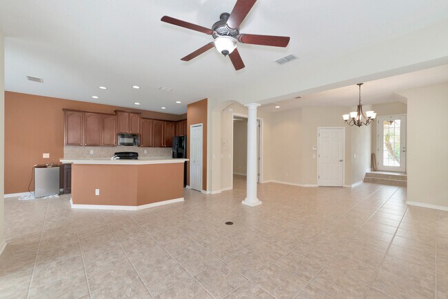 Building Photo - 5519 Napa Dr