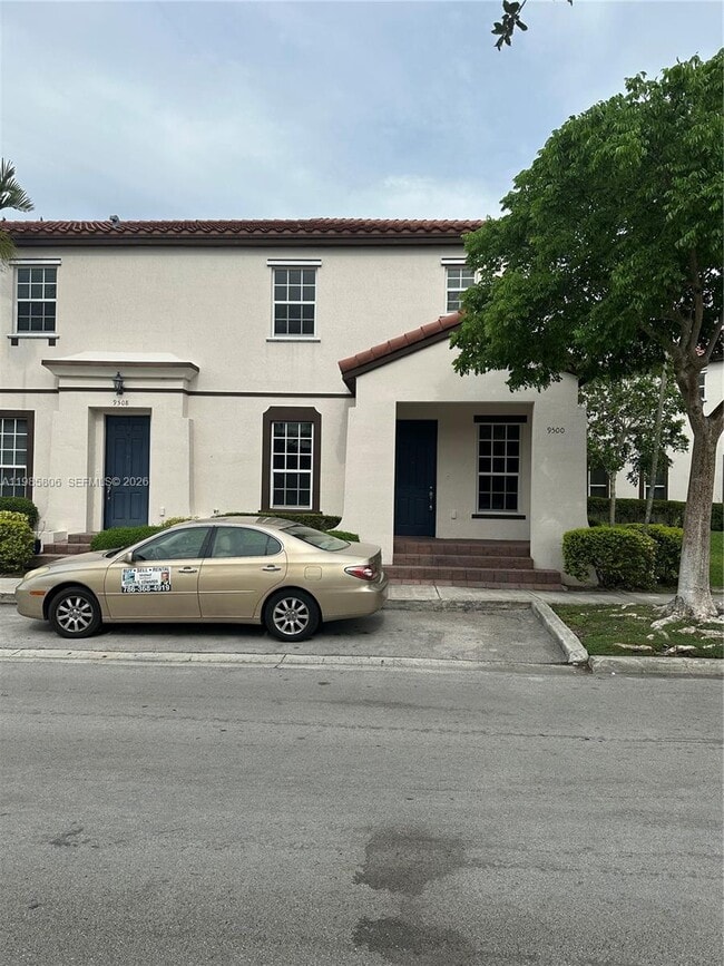 Building Photo - 9500 SW 171st Ct