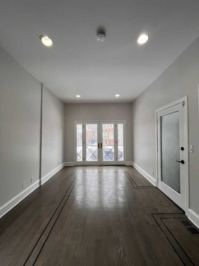 Building Photo - 2731 N Campbell Ave