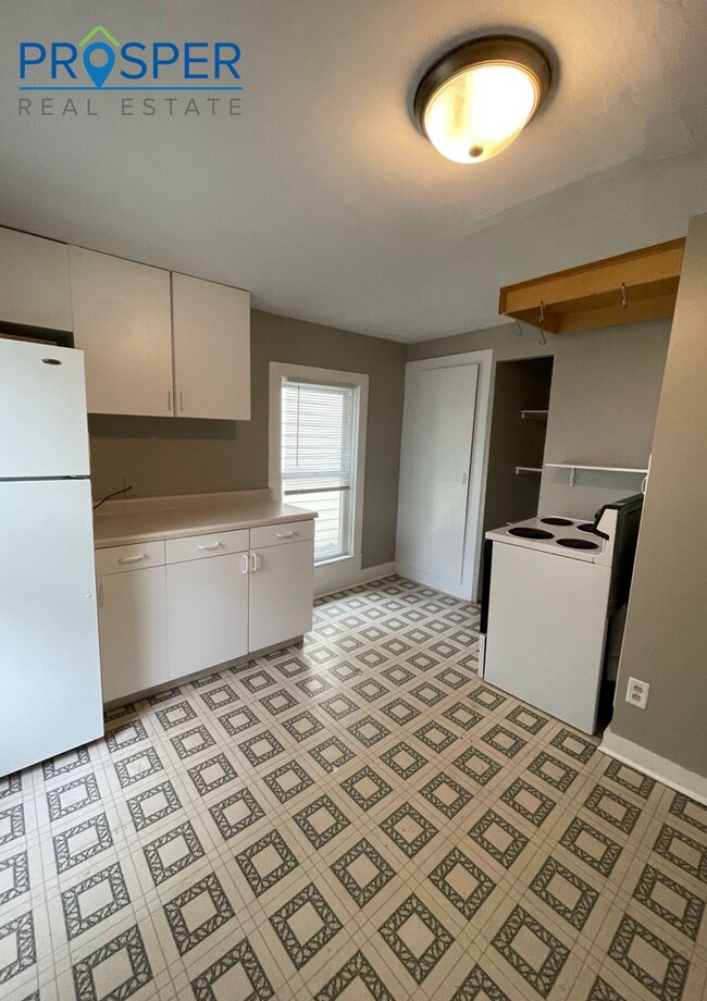 Foto del edificio - 826 Menomonie St
