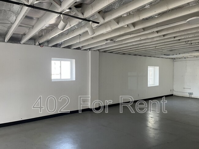 Building Photo - 5701 NW Radial Hwy