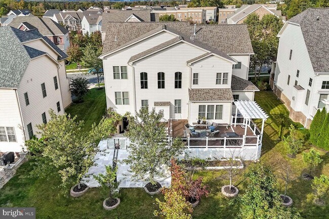 Foto del edificio - 42229 Majestic Knolls Dr