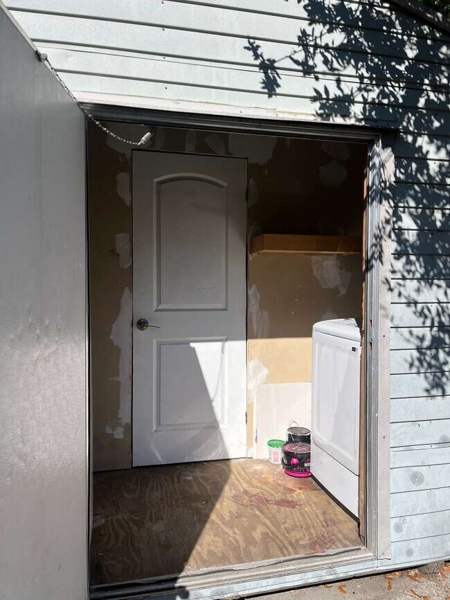 Foto del edificio - 1219 NW 40th St