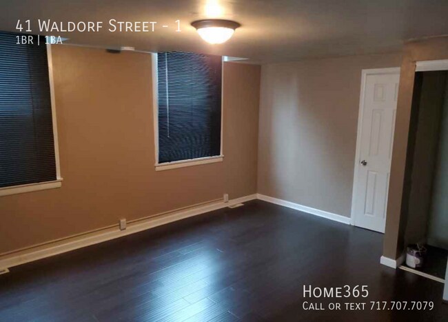 Building Photo - 1 Bedroom Unit in Pittsburgh!