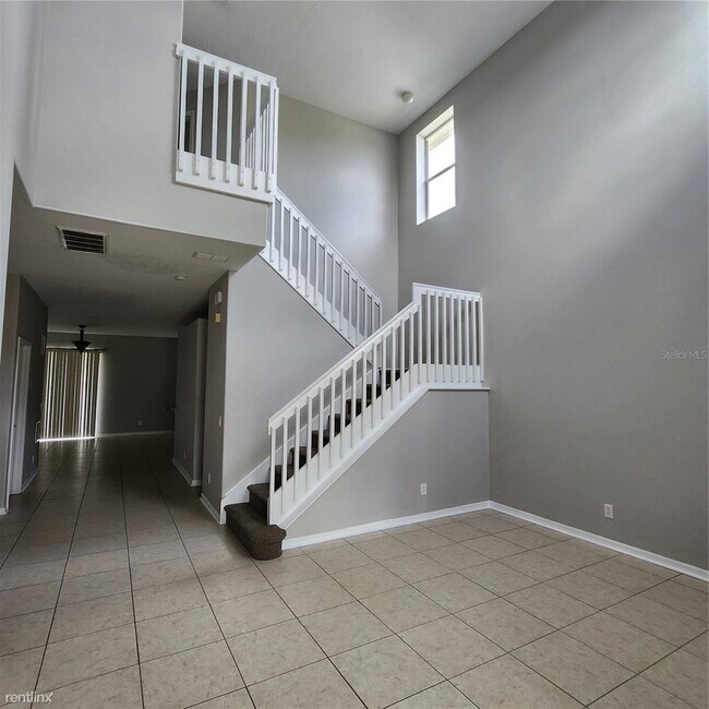 Building Photo - 4 br, 2 bath House - 20278 Merry Oak Avenue