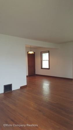 Building Photo - 3 br, 1.5 bath House - 10535 St. Michael Ln.