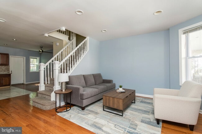 Photo - 2849 N Bailey St House