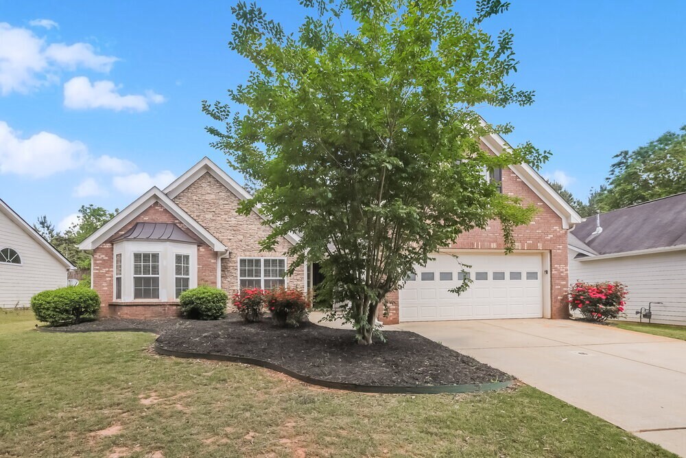 Foto principal - 420 Eglington Tr