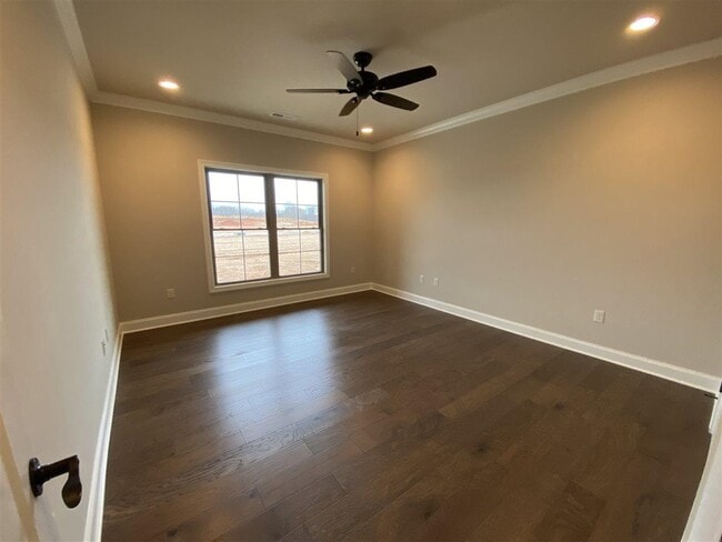Building Photo - 527 Cumberland Pointe Ln