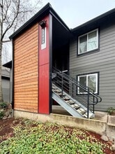 Building Photo - 12626 NW Barnes Rd